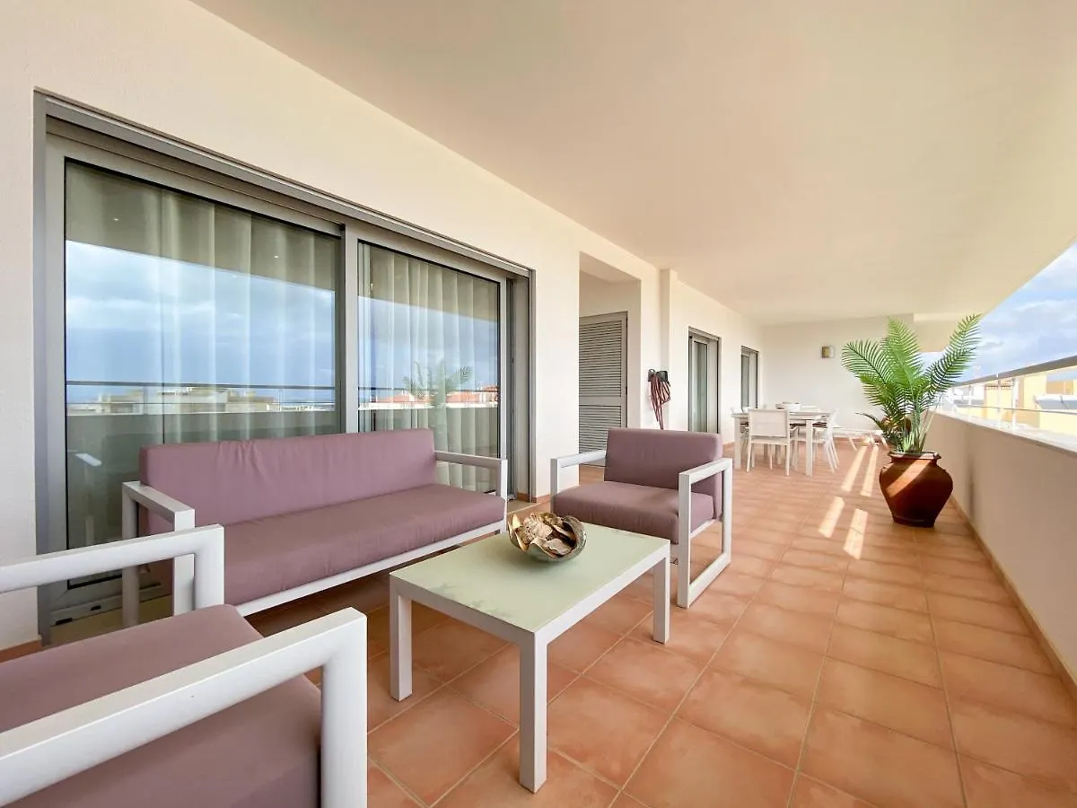 Luxury Condominium Apartment With Swimming Pool #1903 Lagos