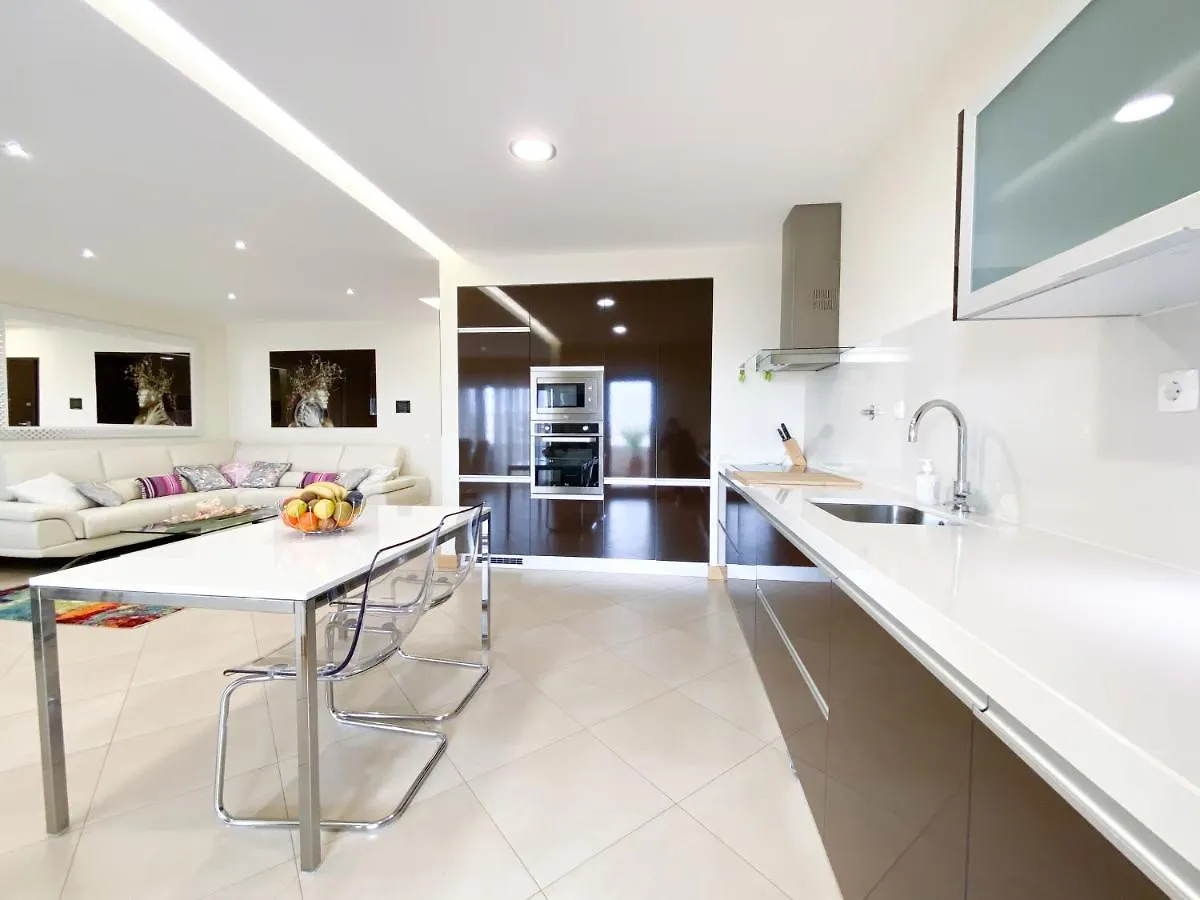 Luxury Condominium Apartment With Swimming Pool #1903 Lagos 0*,  Portugália